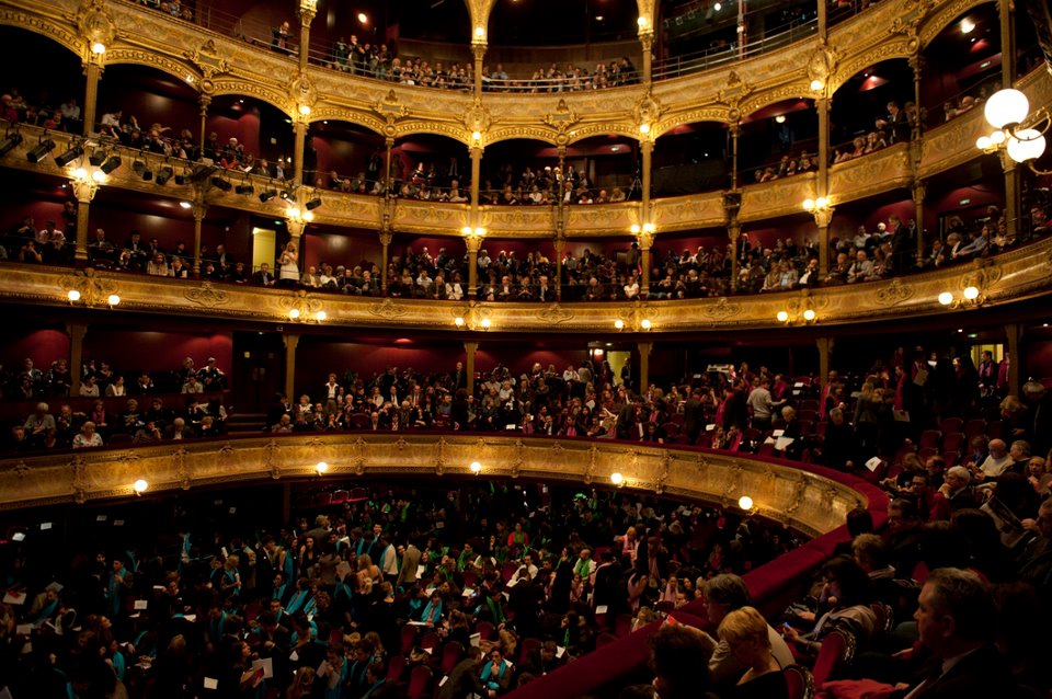 Remise de diplôme promotion 2011 de Novancia au Theatre du Chatelet Le 26 Janvier 2012
