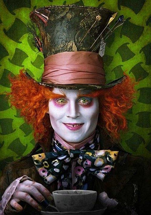 http://www.lesitedelevenementiel.com/wp-content/uploads/alice-pays-merveilles-tim-burton.jpeg