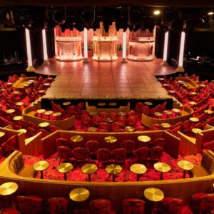 Privatisation/Location, Lido, Paris 08e