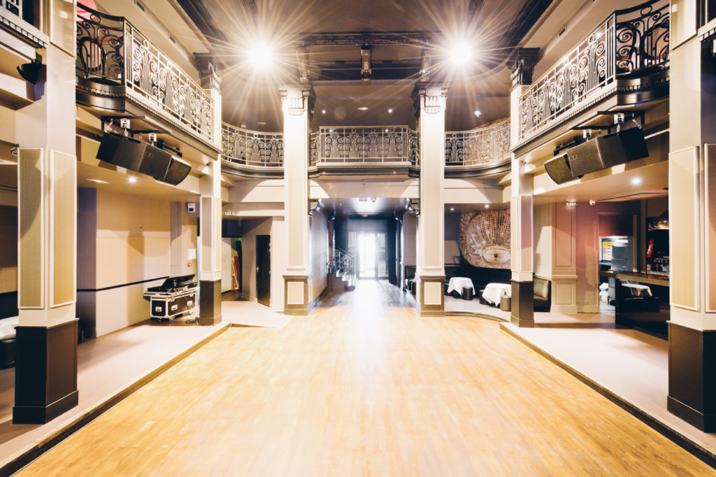 CLUB HAUSSMANN