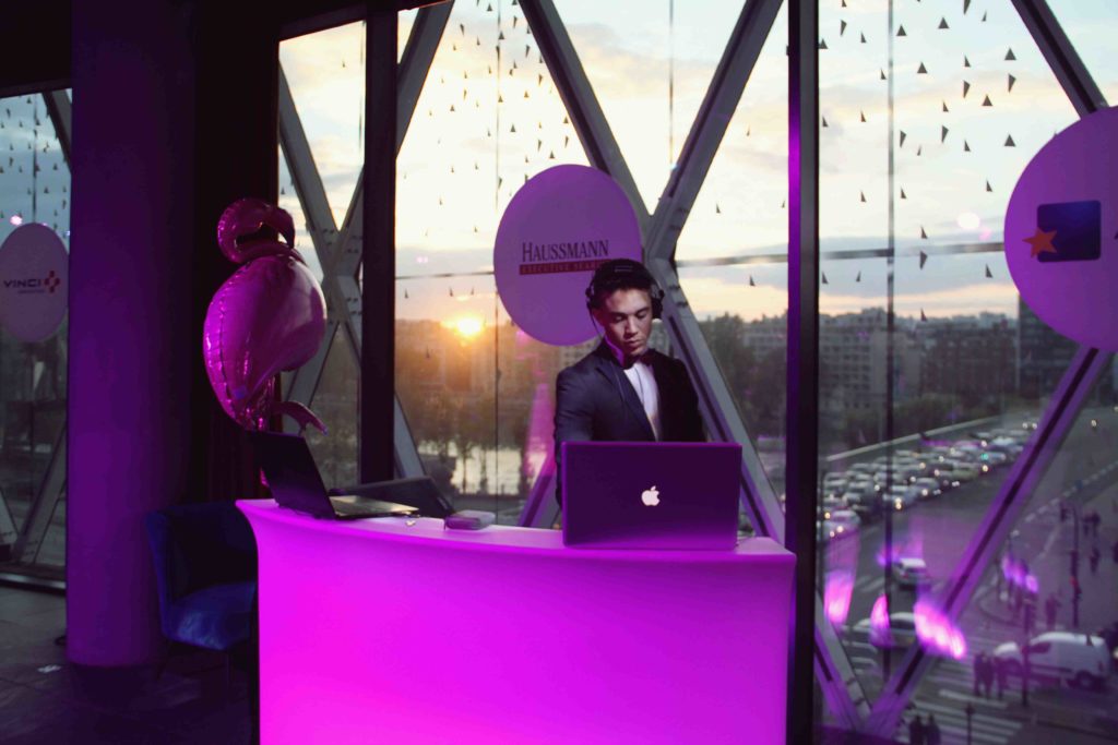 Vue sur le DJ
