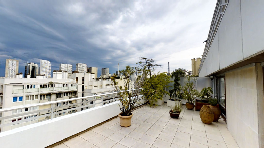 rooftop lumineux d'anne