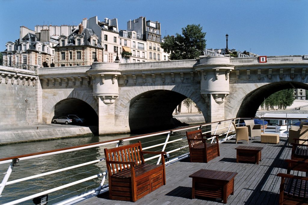 péniche acajou
