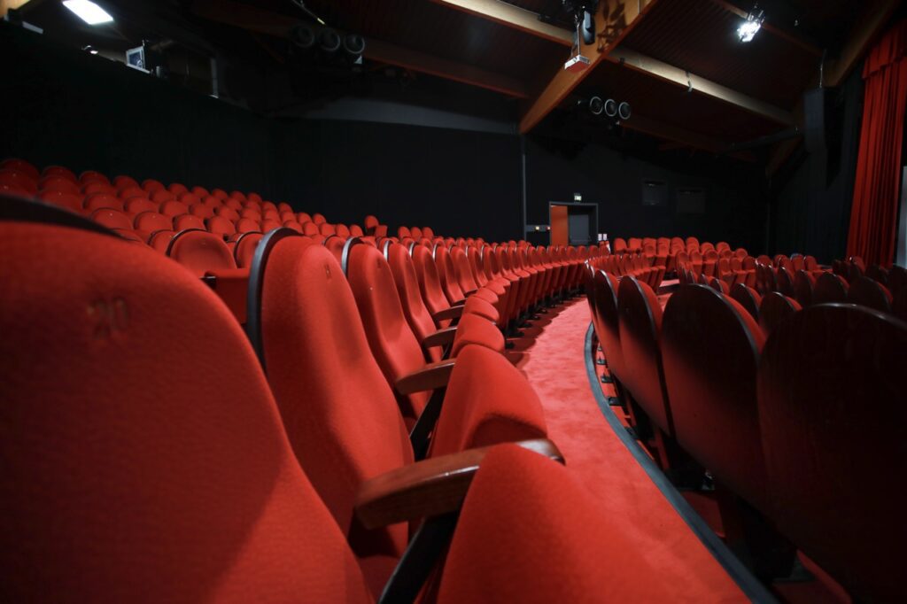 Privatisation Le Théâtre Rouge