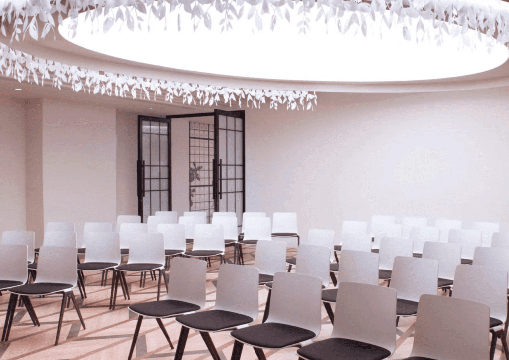 renaissance Paris Nobel Tour Eiffel Hôtel