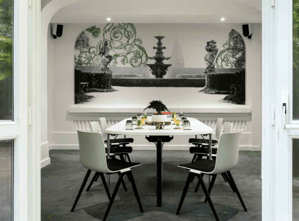 renaissance Paris Nobel Tour Eiffel Hôtel