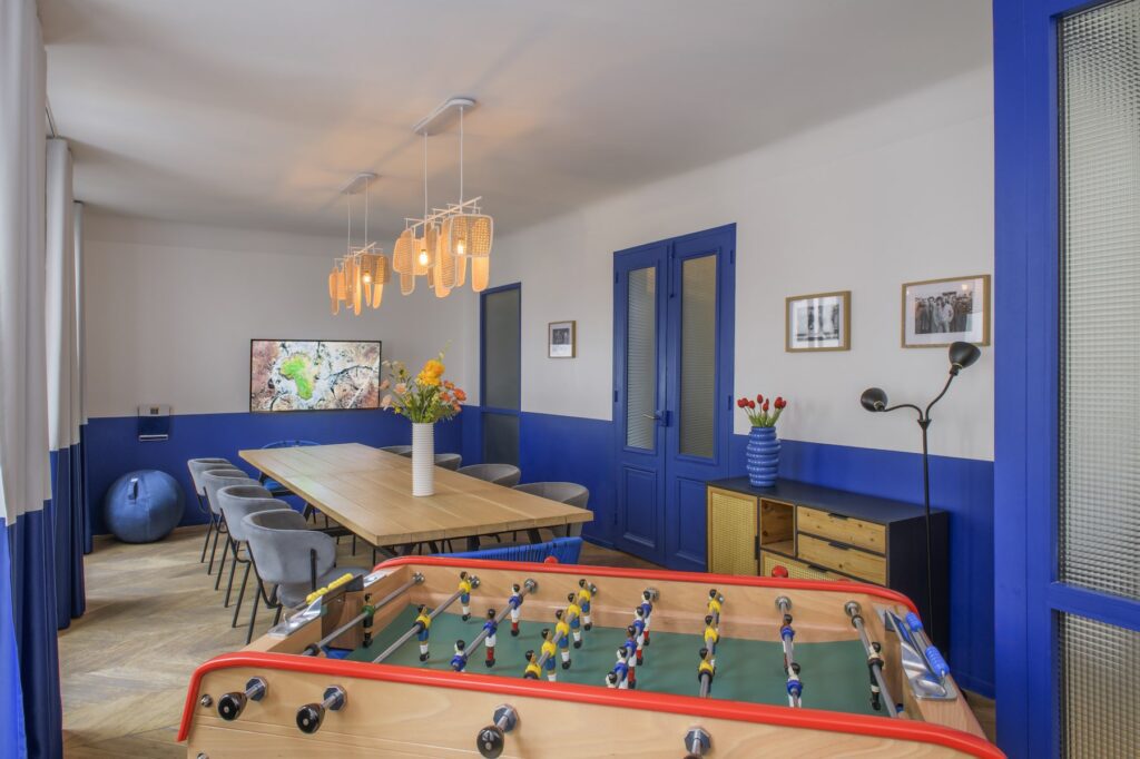 Loft L'Usine Paris 11e verrière industrielle