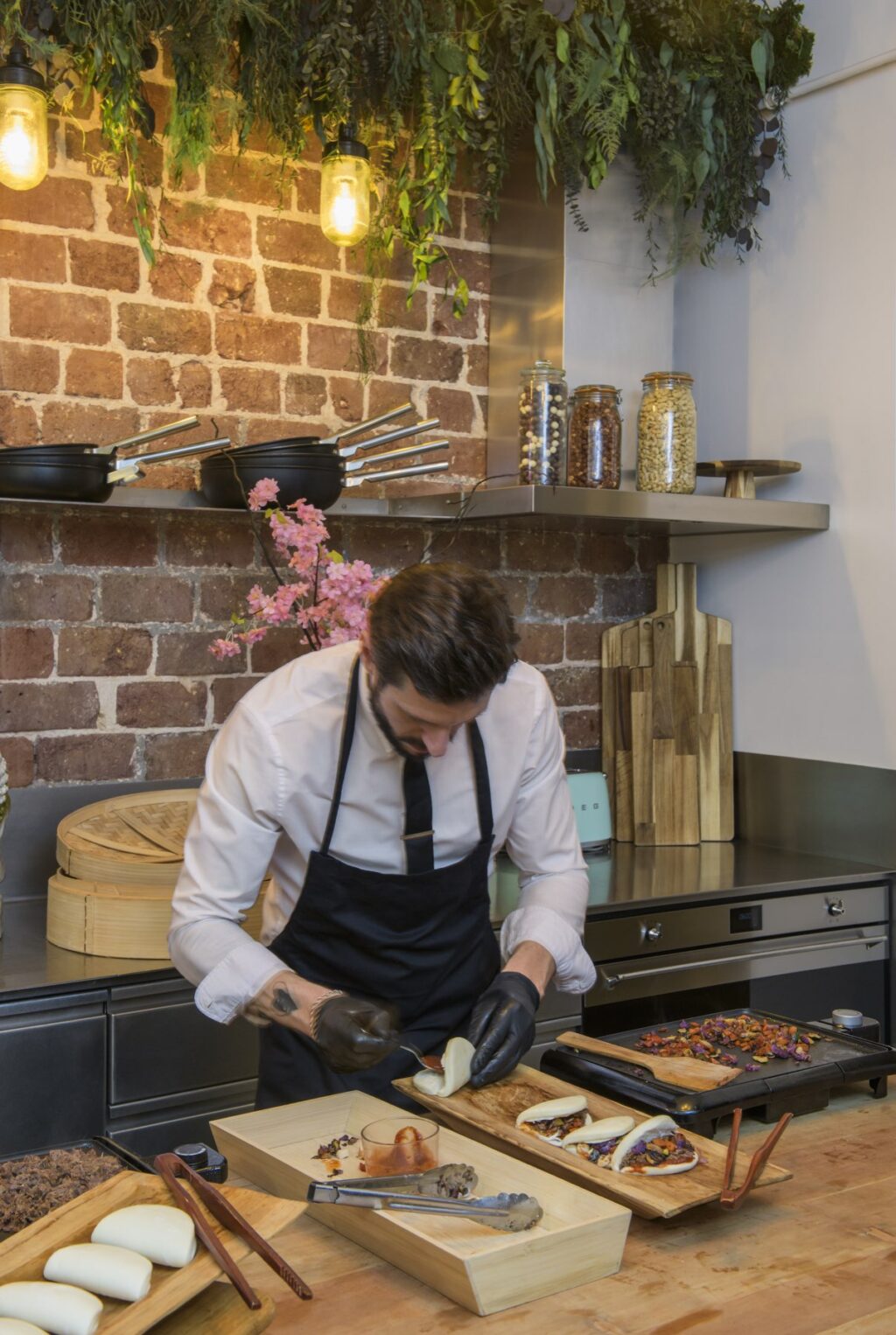 Loft L'Usine Paris 11e verrière industrielle