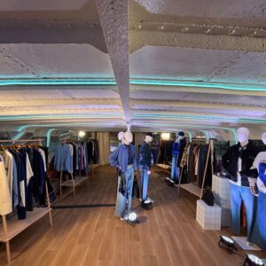 Bonobo Jeans célèbre ses 20 ans lors d’une soirée influence sur la Seine
