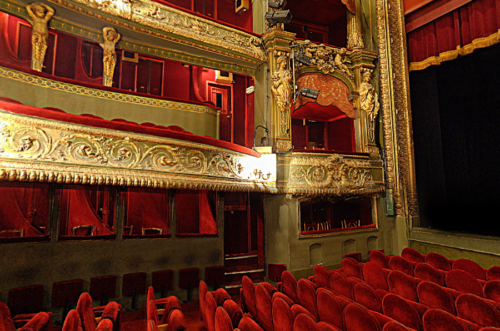 salle theatre du gymnase